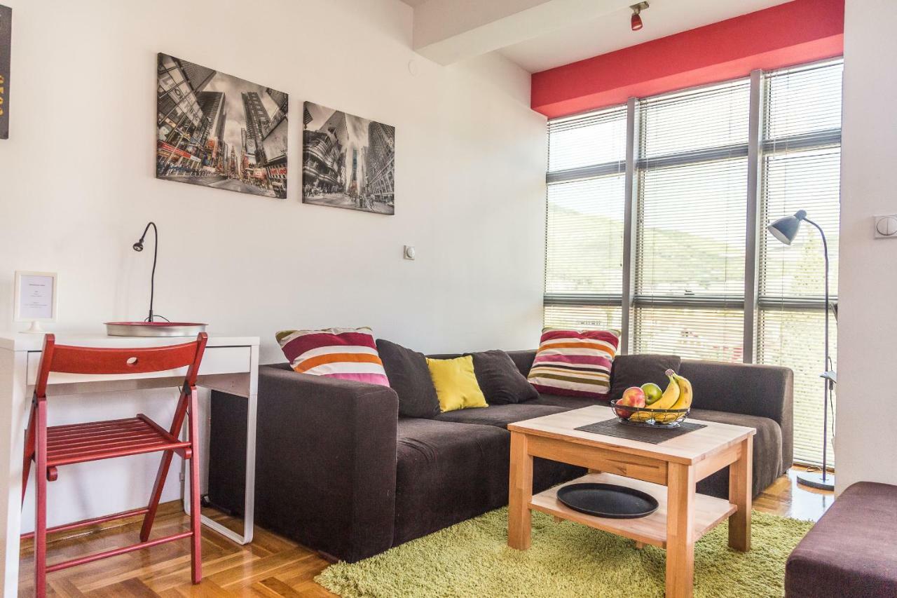 J & M Apartment *